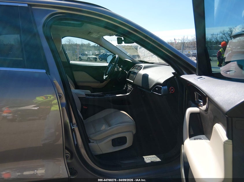 2017 Jaguar F-Pace 35T Prestige