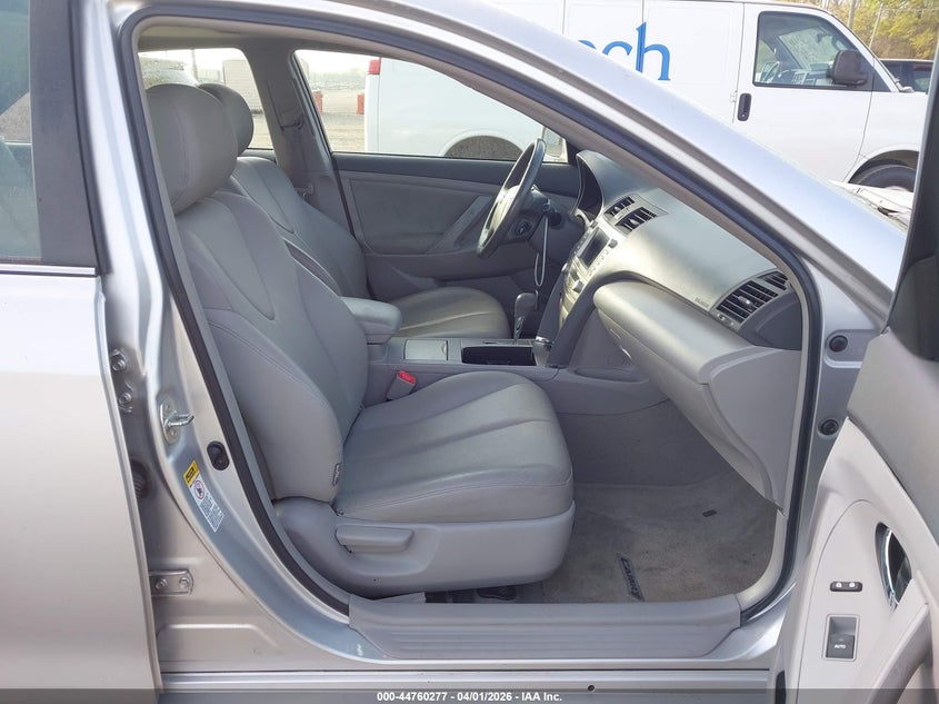 2010 Toyota Camry Hybrid