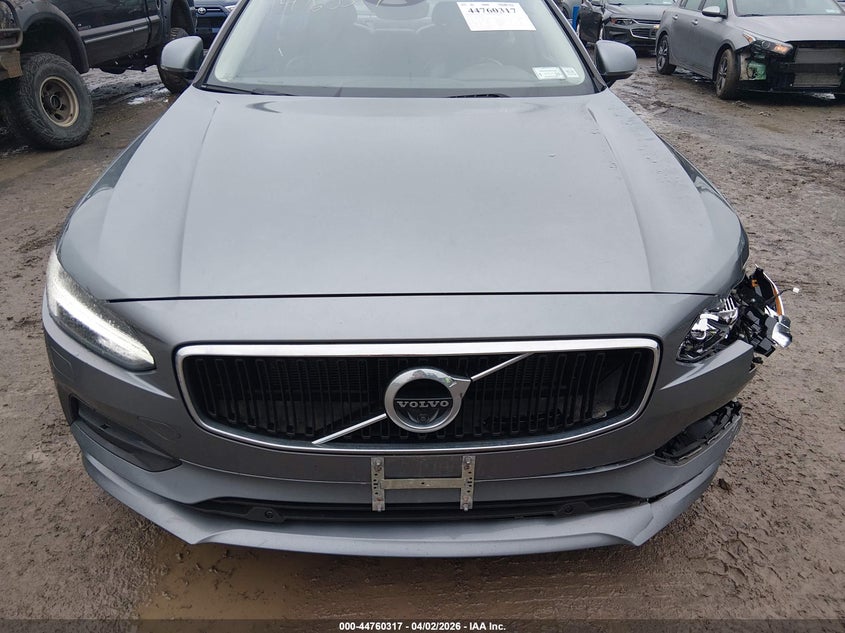 2018 Volvo S90 T6 Momentum VIN: LVY992MK7JP021451 Lot: 44760317
