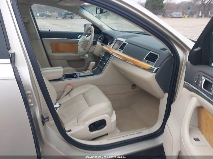 2011 Lincoln Mks