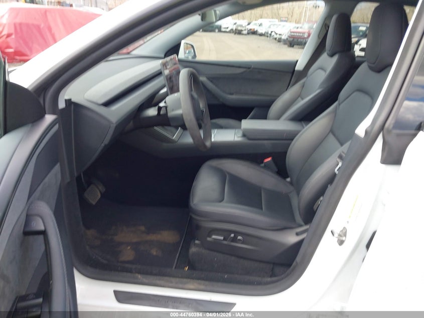 2026 Tesla Model Y All-Wheel Drive/Long Range Launch Series/Premium All-Wheel Drive