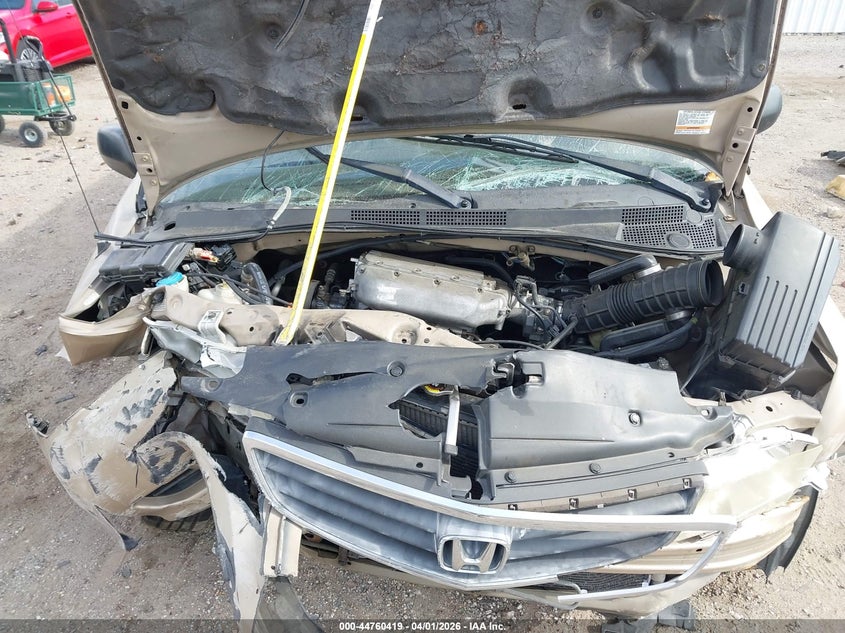 2002 Honda Odyssey Lx VIN: 2HKRL18522H500140 Lot: 44760419