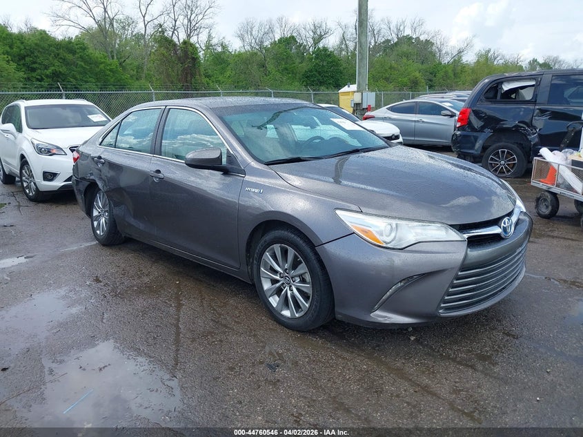2017 Toyota Camry Hybrid Xle