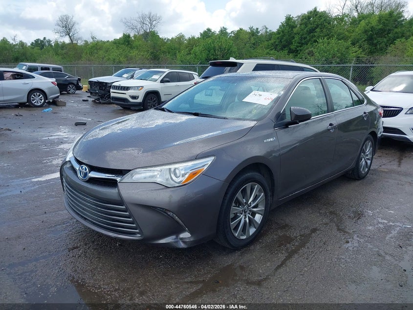2017 Toyota Camry Hybrid Xle