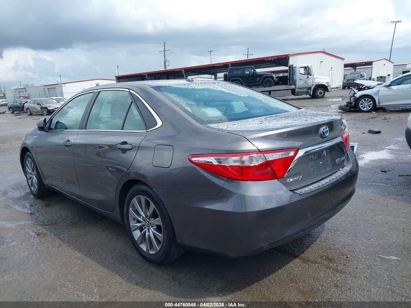2017 Toyota Camry Hybrid Xle