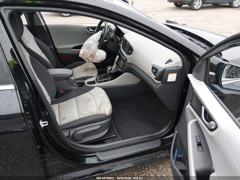 2017 Hyundai Ioniq Hybrid Sel