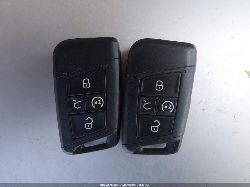 2020 Volkswagen Atlas Cross Sport 3.6L V6 Se W/Technology/3.6L V6 Se W/Technology R-Line VIN: 1V21E2CA4LC208616 Lot: 44760692