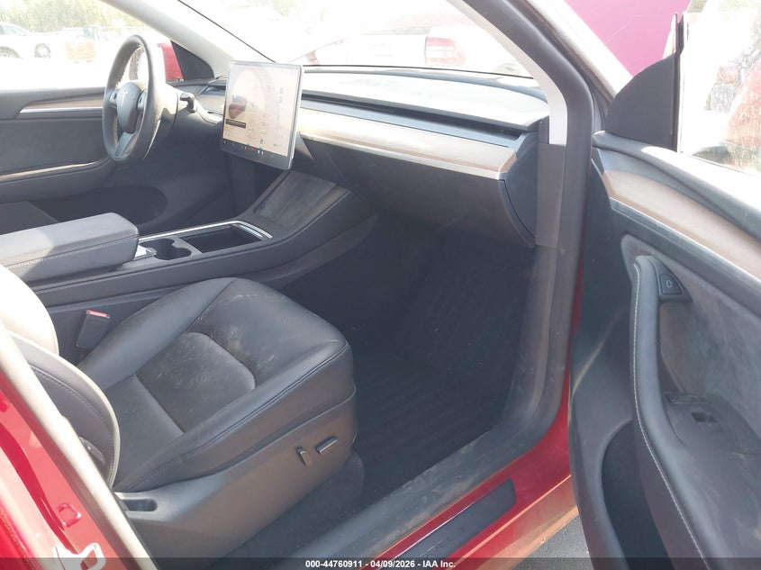 2023 TESLA MODEL Y ELECTRIC(VIN: 7SAYGDEEXPA142006