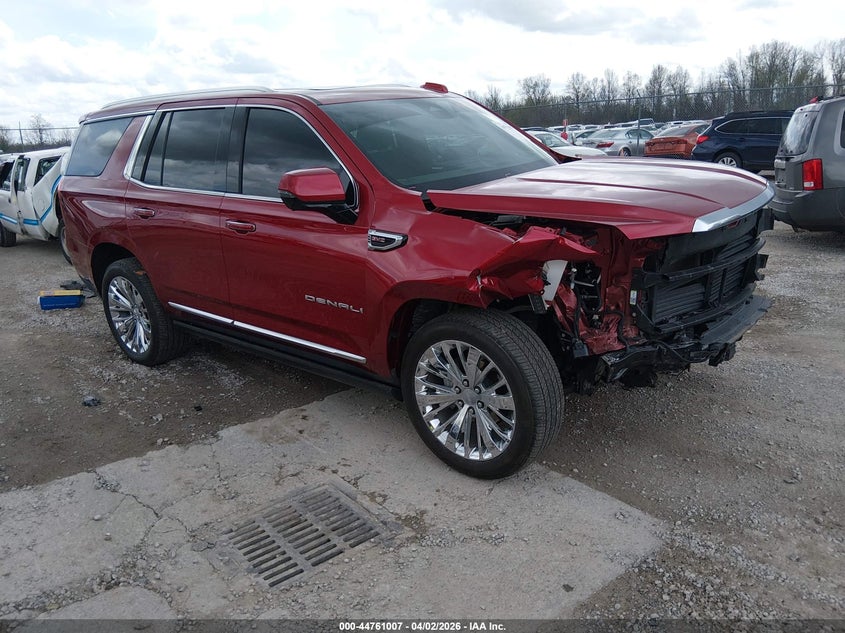 2025 GMC YUKON 4WD DENALI