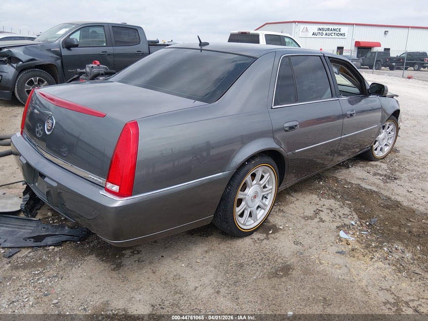 2008 Cadillac Dts 1Sc VIN: 1G6KD57YX8U127240 Lot: 44761065