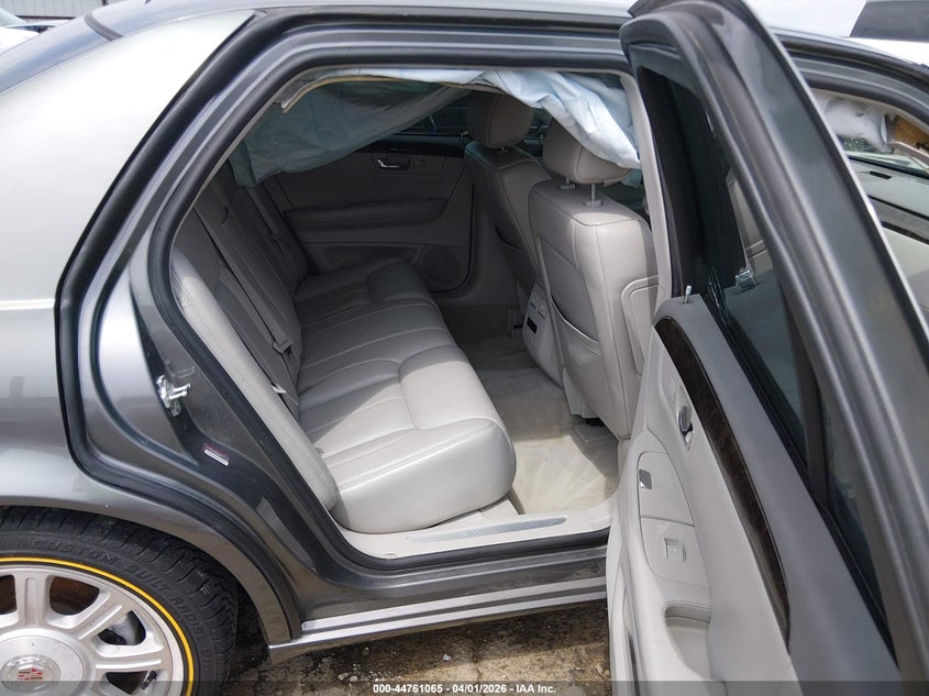 2008 Cadillac Dts 1Sc VIN: 1G6KD57YX8U127240 Lot: 44761065