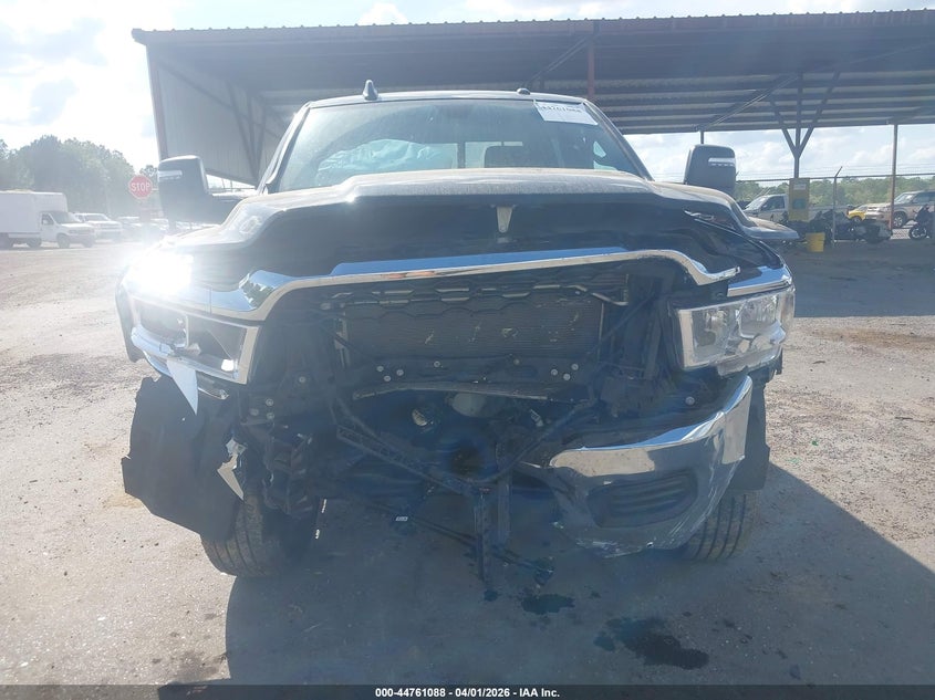 2024 RAM 2500 auction photo 6