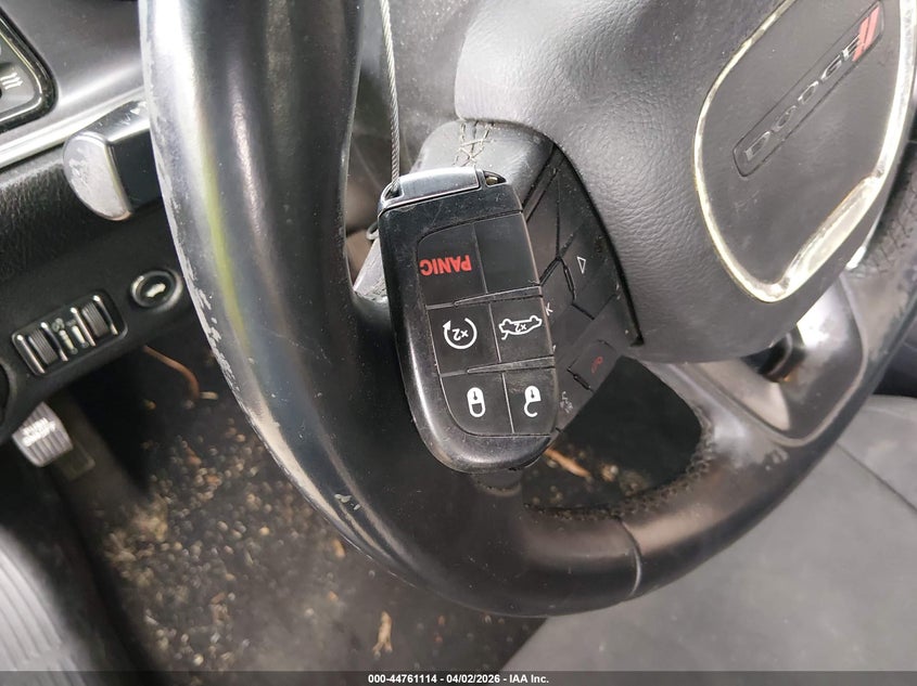 2015 Dodge Challenger - widok 11