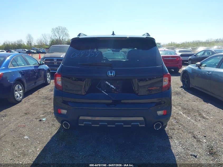 2022 Honda Passport Awd Trailsport VIN: 5FNYF8H67NB029559 Lot: 44761160