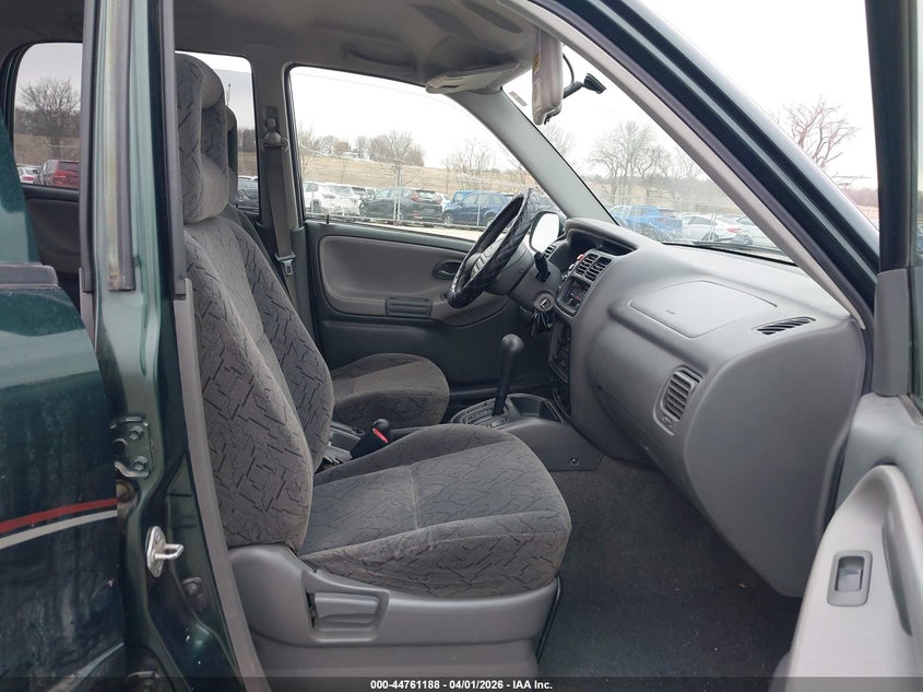 2004 Chevrolet Tracker Lt