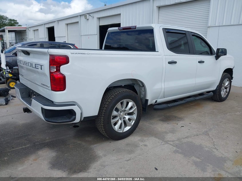 2023 Chevrolet Silverado 1500 2Wd Short Bed Custom