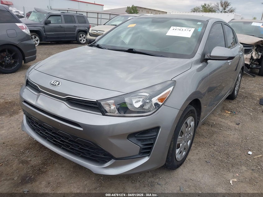 2021 KIA RIO auction photo 2
