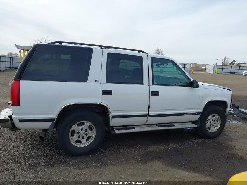 1997 Chevrolet Tahoe Ls VIN: 1GNEK13R1VJ370141 Lot: 44761384