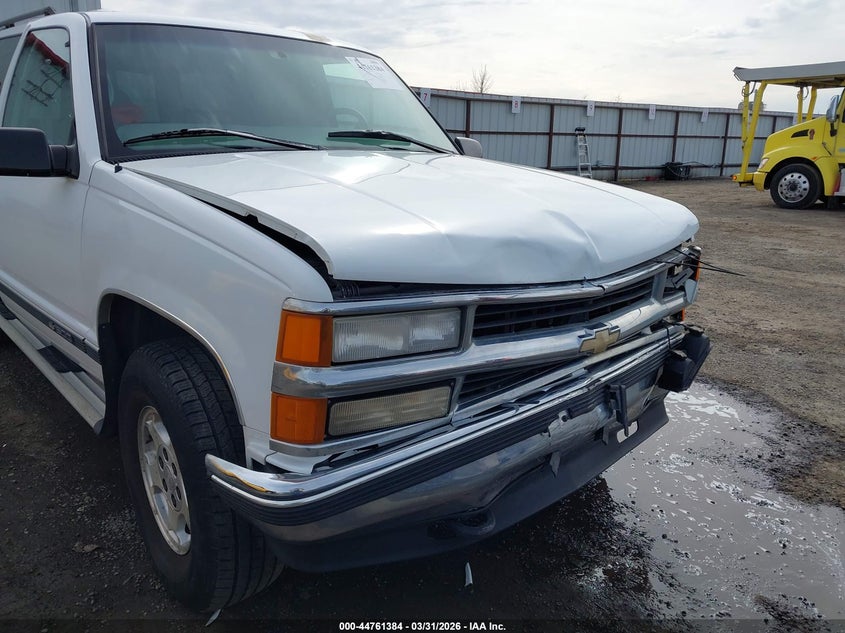 1997 Chevrolet Tahoe Ls VIN: 1GNEK13R1VJ370141 Lot: 44761384