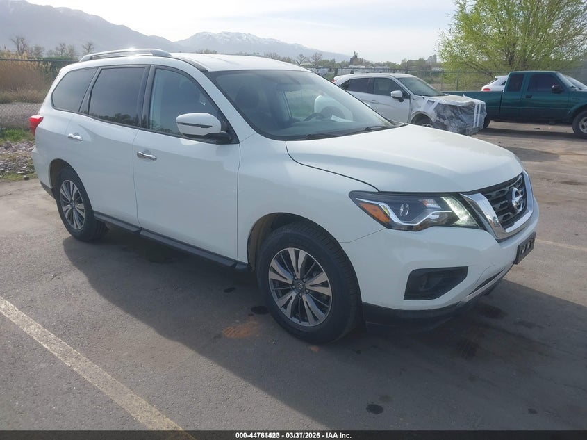 2020 Nissan Pathfinder S 4Wd