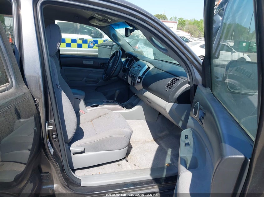 2011 Toyota Tacoma Base V6