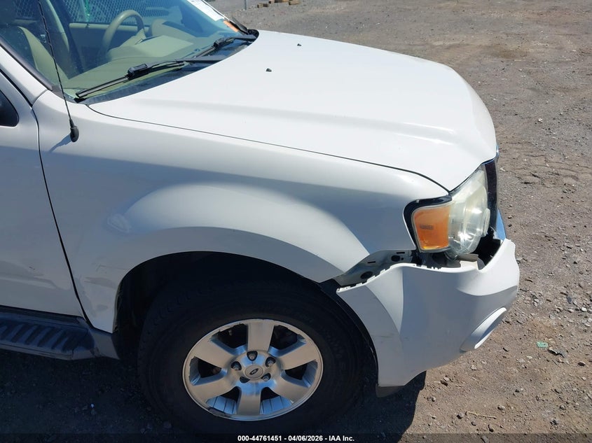 1FMCU0EG1CKB87759 2012 Ford Escape 3.0 Limited white