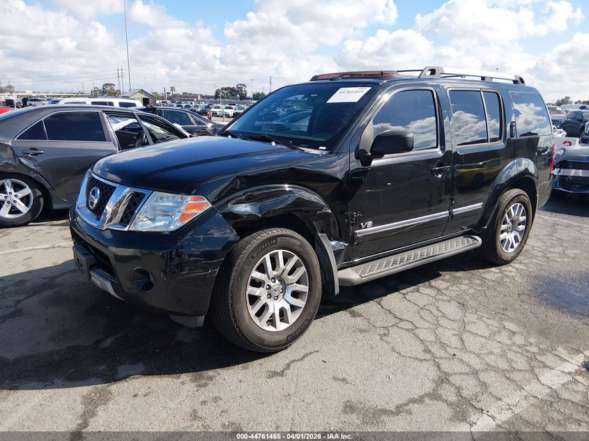 2008 Nissan Pathfinder Le V8