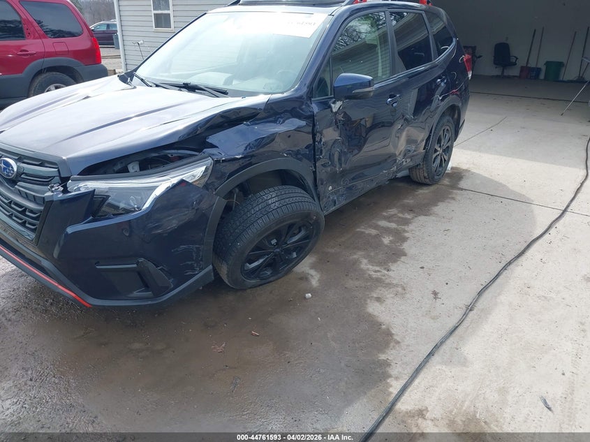 2022 Subaru Forester Sport VIN: JF2SKAGC2NH469142 Lot: 44761593