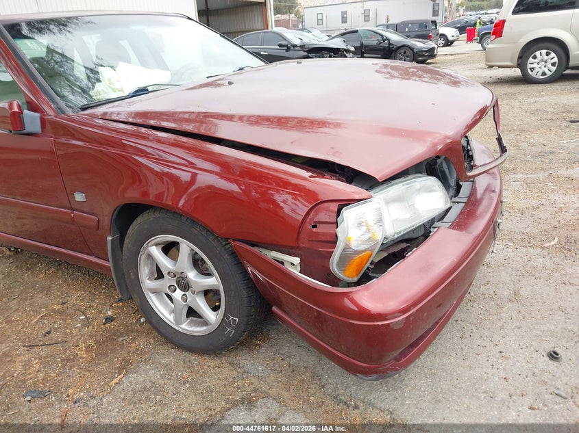 2000 Volvo S70 Se VIN: YV1LS61J1Y2637488 Lot: 44761617