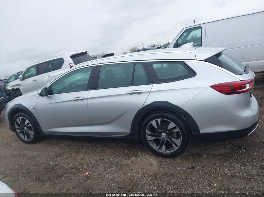 2018 Buick Regal Tourx Essence VIN: W04GV8SX5J1100206 Lot: 44761718