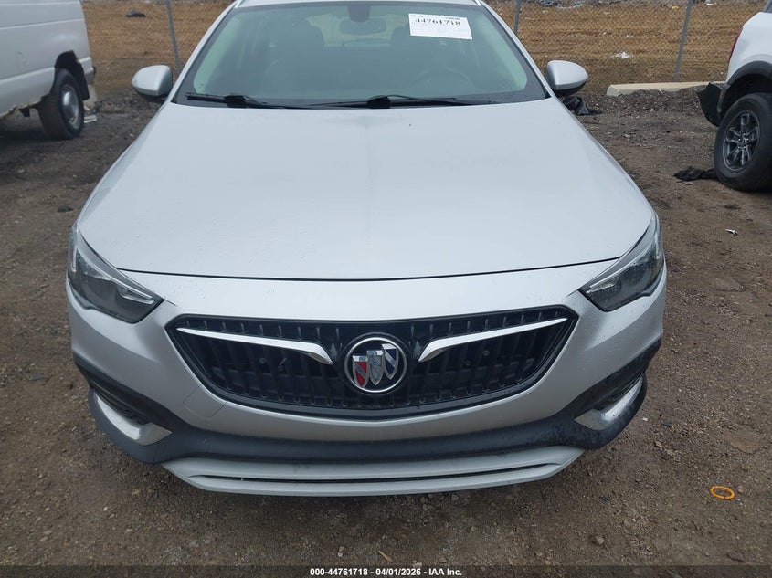 2018 Buick Regal Tourx Essence VIN: W04GV8SX5J1100206 Lot: 44761718
