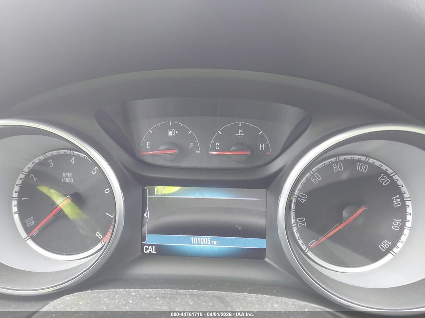 2018 Buick Regal Tourx Essence VIN: W04GV8SX5J1100206 Lot: 44761718