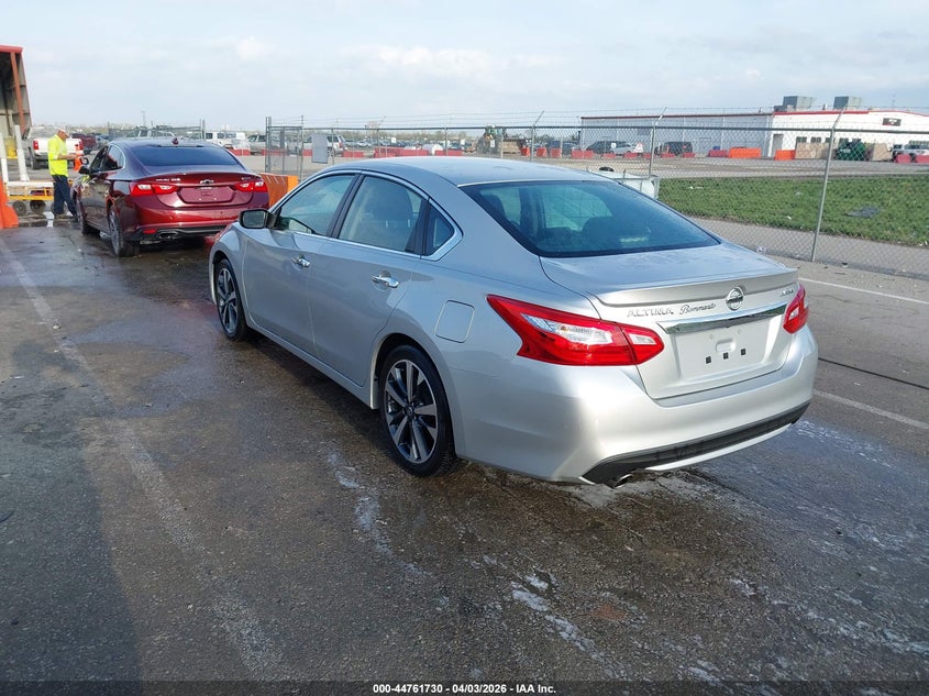 2016 Nissan Altima 3.5 Sr