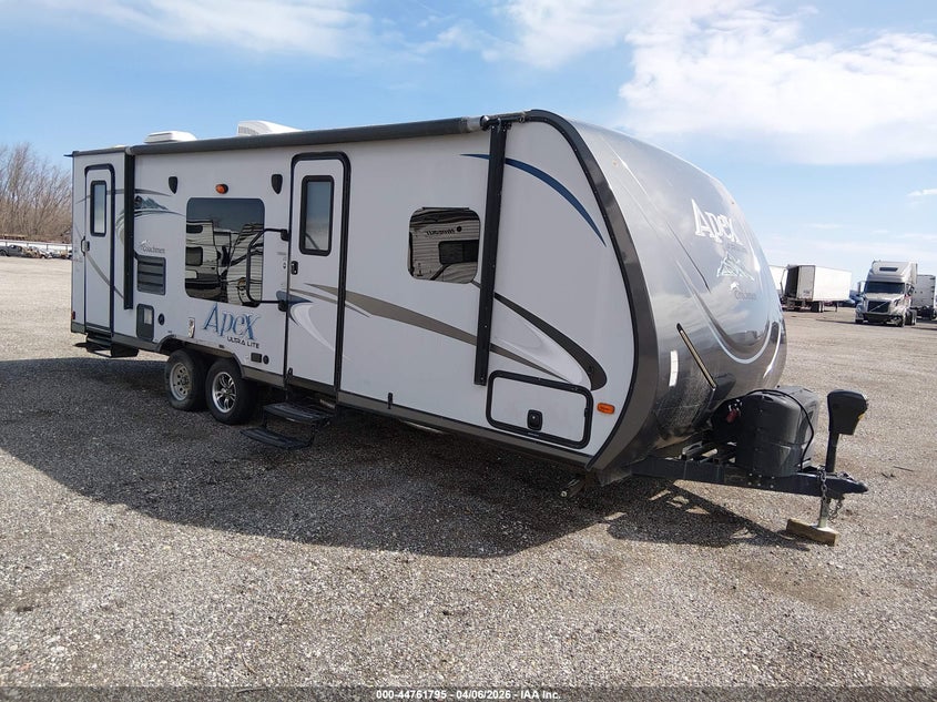 2017 Coachmen Apex Ultra Lite