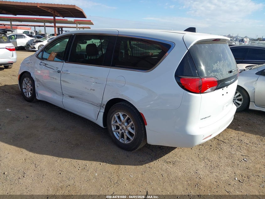 Vin: 2c4rc1cg7rr121205, lot: 45259085, chrysler voyager lx 20243