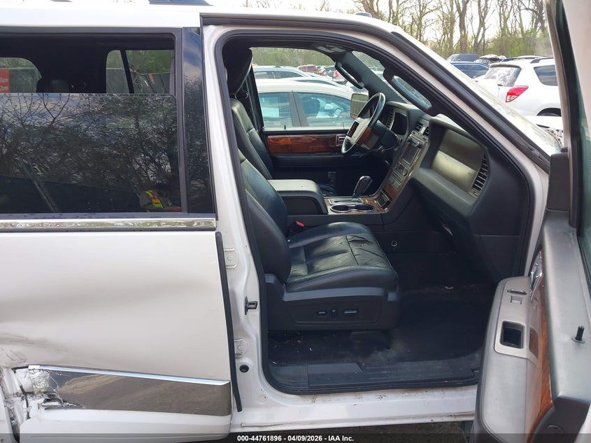 2011 Lincoln Navigator