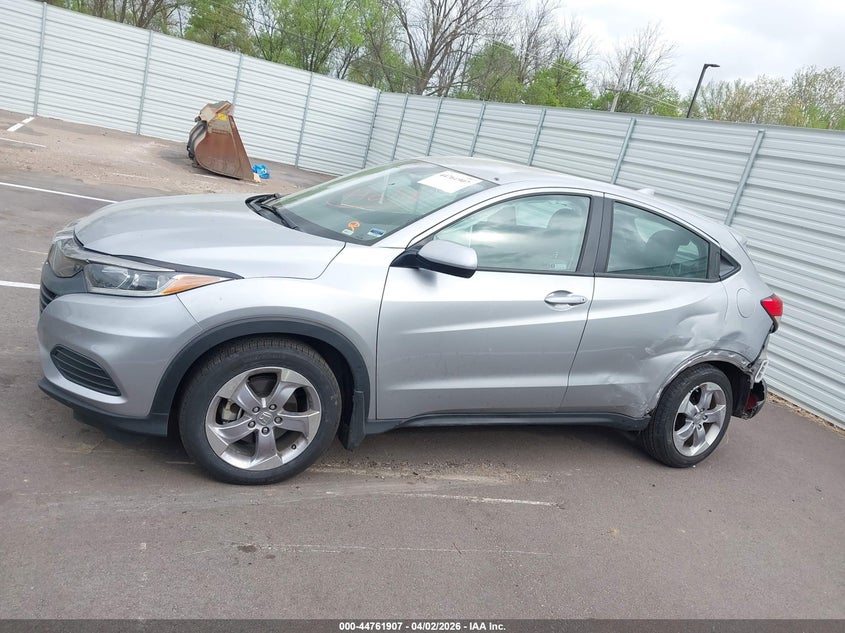 VIN 3CZRU5H3XMM709121 2021 HONDA HR-V 2WD LX