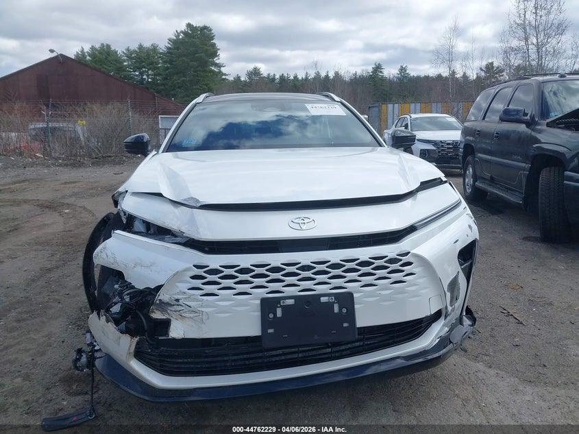 2025 Toyota Crown Signia Limited VIN: JTDACAAJ0S3004480 Lot: 44762229