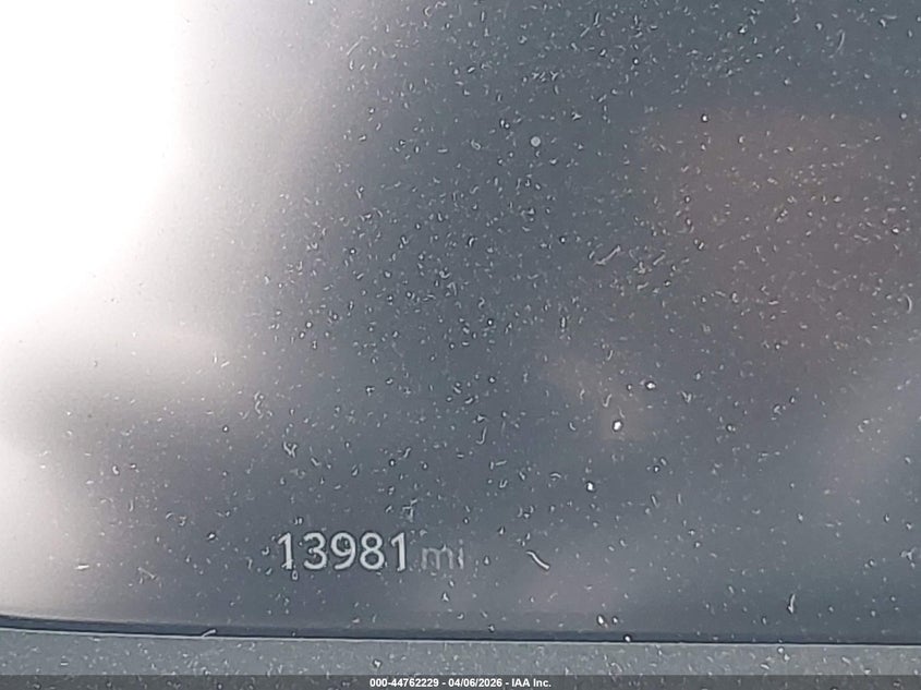 2025 Toyota Crown Signia Limited VIN: JTDACAAJ0S3004480 Lot: 44762229