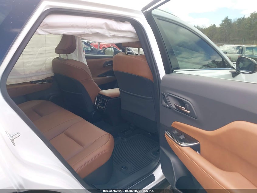 2025 Toyota Crown Signia Limited VIN: JTDACAAJ0S3004480 Lot: 44762229