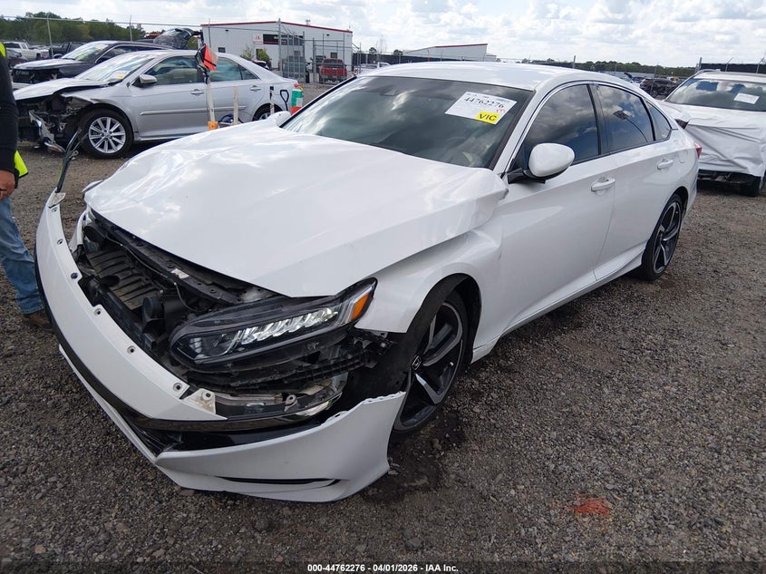 2018 HONDA ACCORD auction photo 2