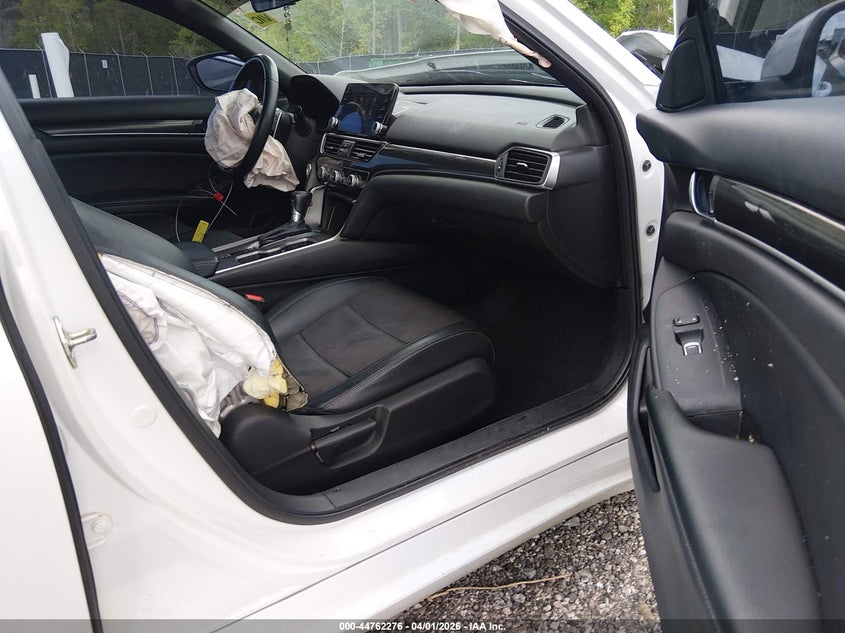 2018 HONDA ACCORD auction photo 5