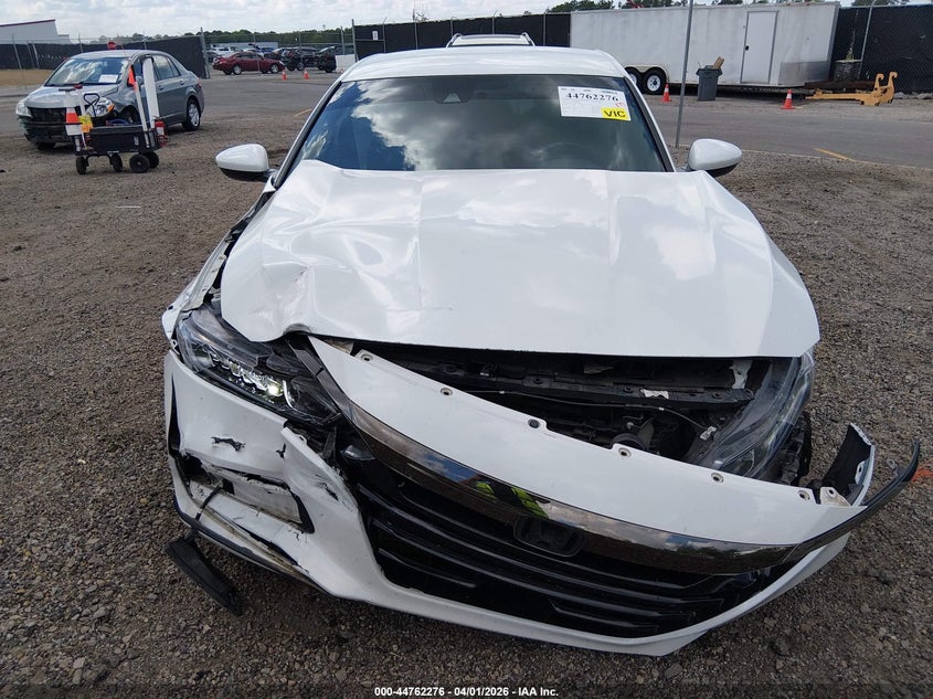 2018 HONDA ACCORD auction photo 6