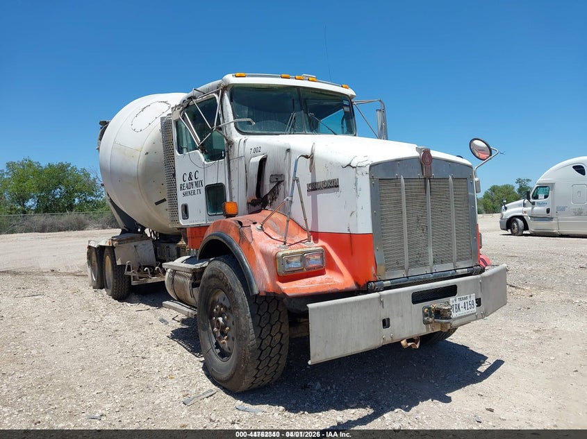 2008 Kenworth Construction T800
