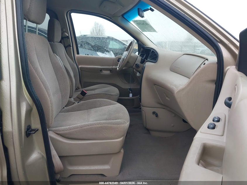 2001 Ford Windstar Se