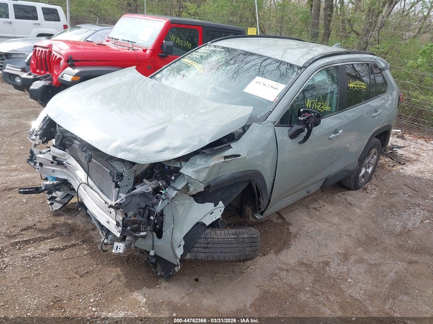 2023 Toyota Rav4 Xle