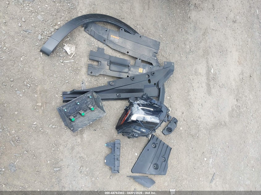 2024 Mazda Cx-90 Phev Premium Plus VIN: JM3KKEHA5R1120100 Lot: 44762383