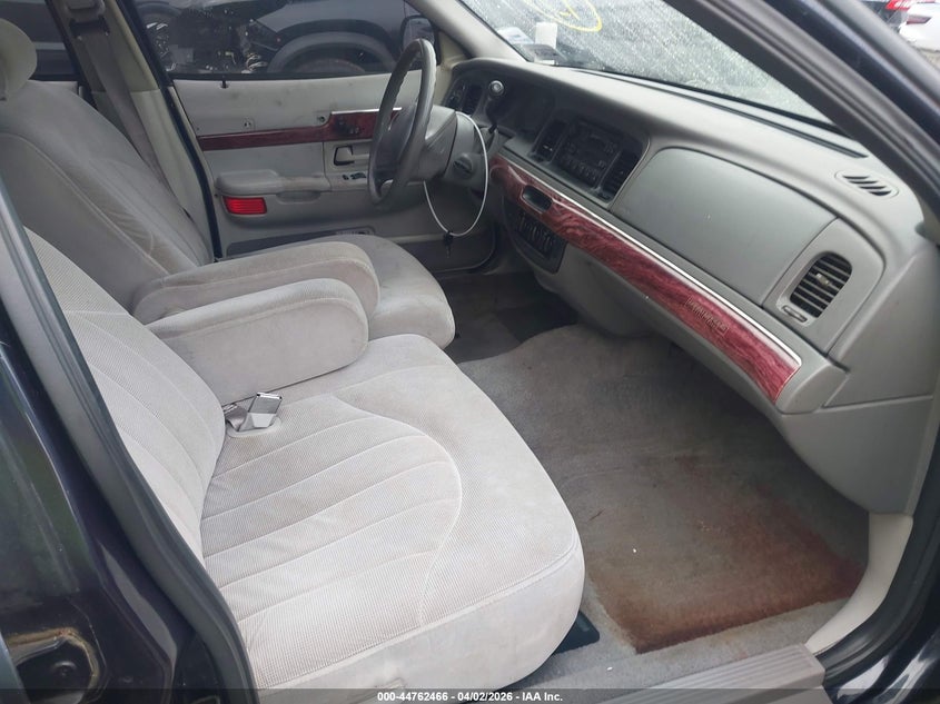 2000 Mercury Grand Marquis Gs