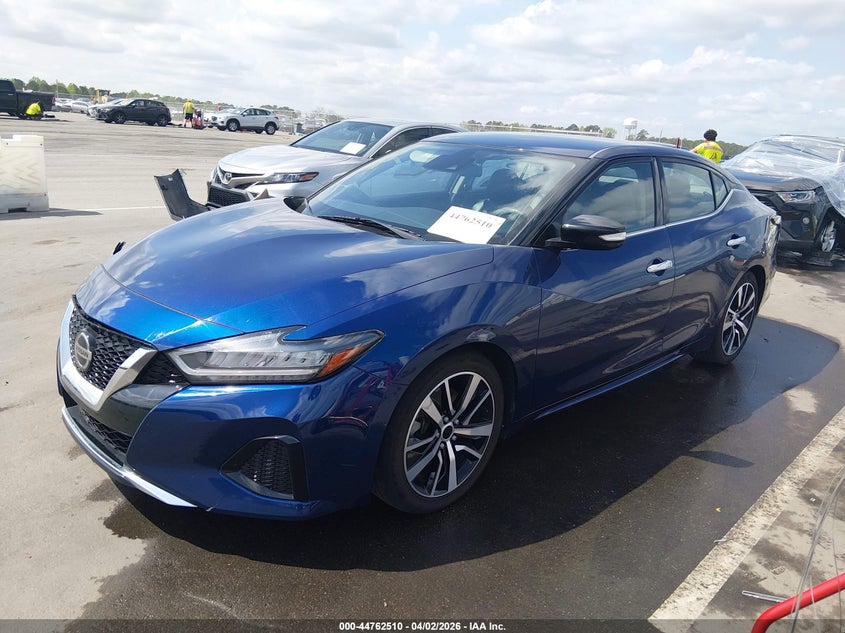 2022 NISSAN MAXIMA auction photo 2