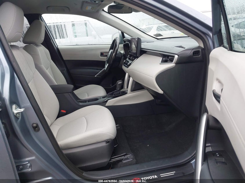 2023 Toyota Corolla Cross Le